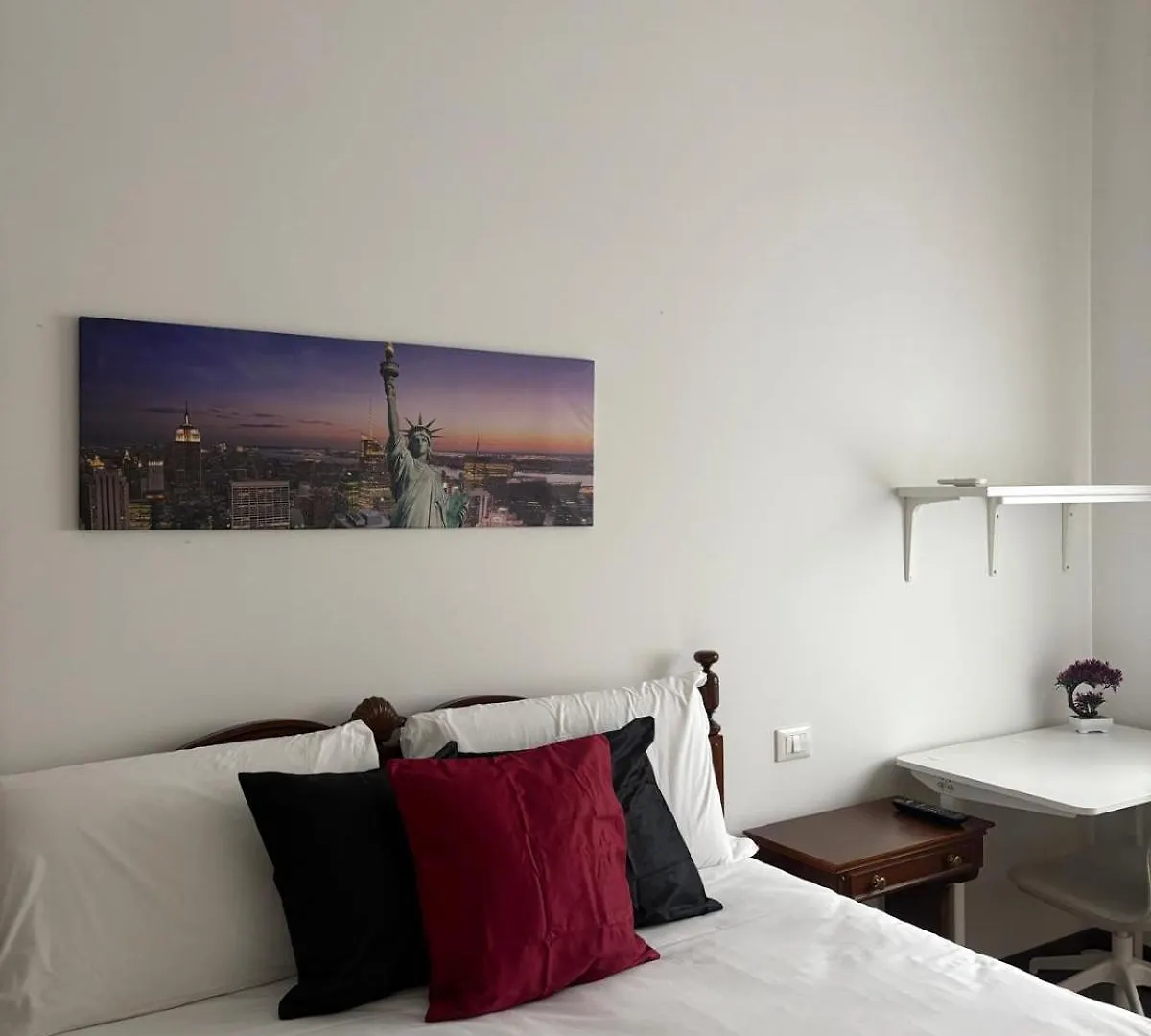 Apartment Bocconi - Porta Romana 4 Camere Da Letto Con 2 Bagni Privati Milan